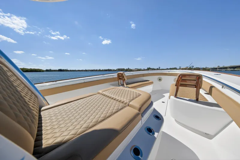 Slide: The Image of Valhalla Boatworks V-37 2020 - 25