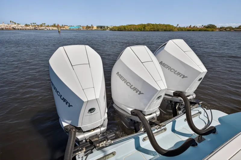 Slide: The Image of Valhalla Boatworks V-37 2020 - 36