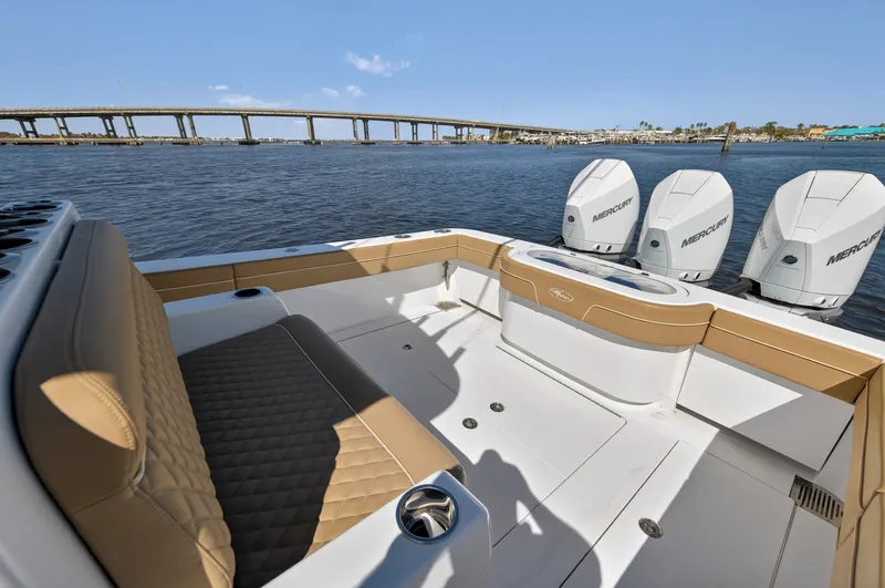 Slide: The Image of Valhalla Boatworks V-37 2020 - 38