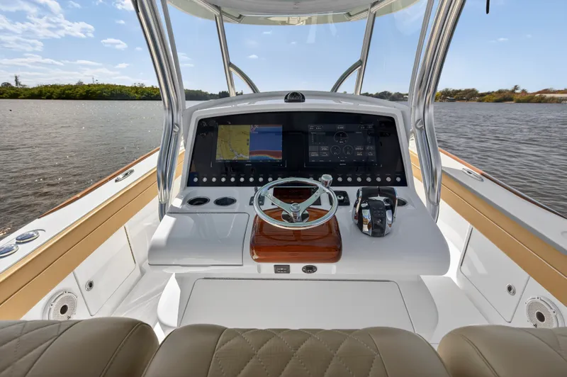 Slide: The Image of Valhalla Boatworks V-37 2020 - 54