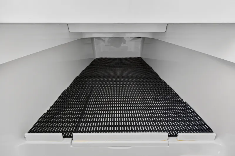 Slide: The Image of Valhalla Boatworks V-37 2020 - 60