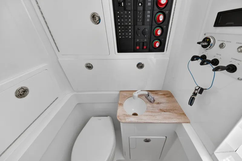 Slide: The Image of Valhalla Boatworks V-37 2020 - 61