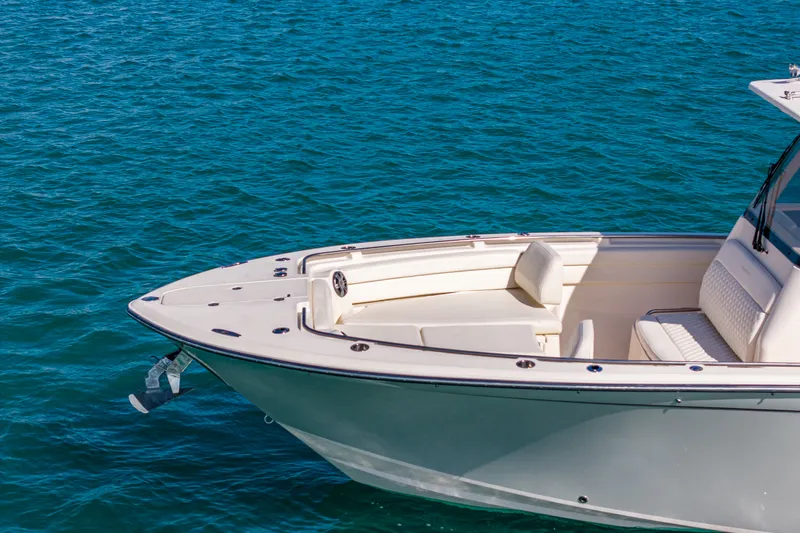 Slide: The Image of Grady-White 326 CAN 2024 - 20