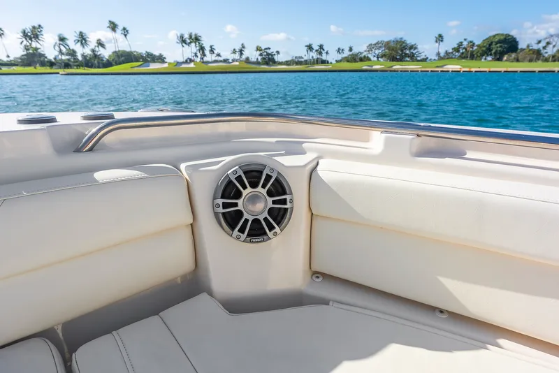 Slide: The Image of Grady-White 326 CAN 2024 - 33