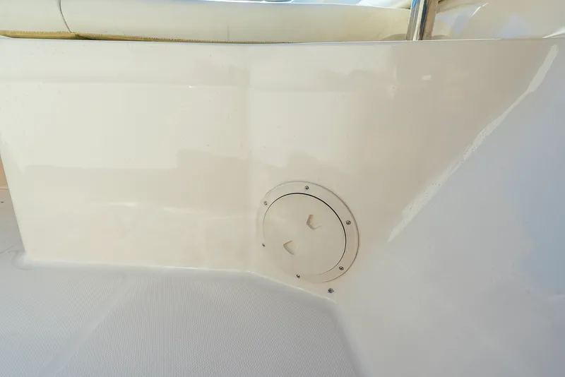 Slide: The Image of Grady-White 326 CAN 2024 - 40