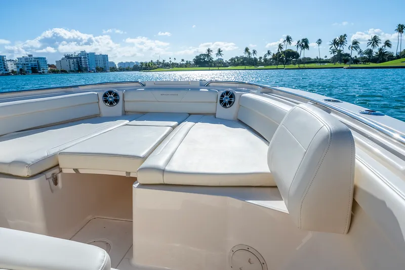 Slide: The Image of Grady-White 326 CAN 2024 - 41