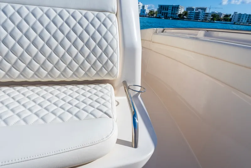 Slide: The Image of Grady-White 326 CAN 2024 - 45