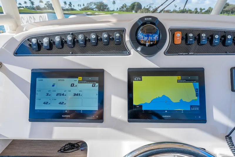 Slide: The Image of Grady-White 326 CAN 2024 - 52