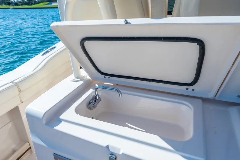 Slide: The Image of Grady-White 326 CAN 2024 - 58