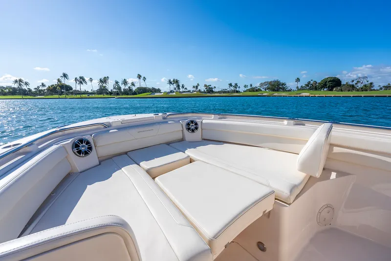 Slide: The Image of Grady-White 326 CAN 2024 - 80