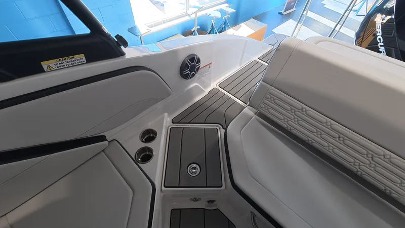 Slide: The Image of Sea Ray SPX 210 Outboard 2026 - 27