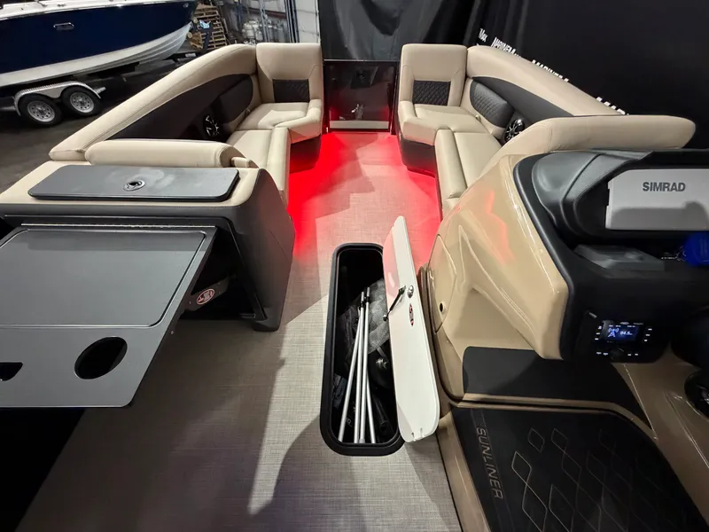 Slide: The Image of Harris Sunliner 230 2026 - 20