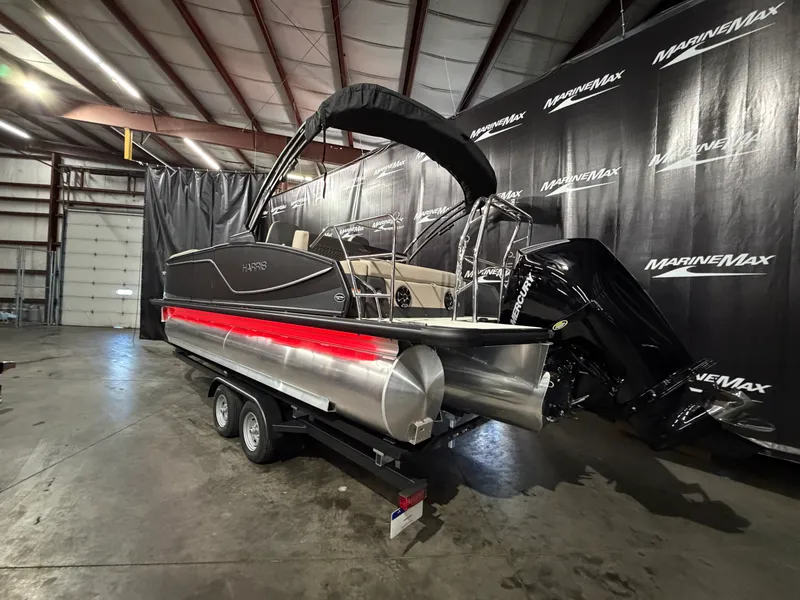 Slide: The Image of Harris Sunliner 230 2026 - 4