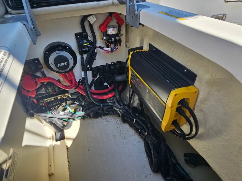 Slide: The Image of Sea Ray 270 SD-OB 2024 - 14