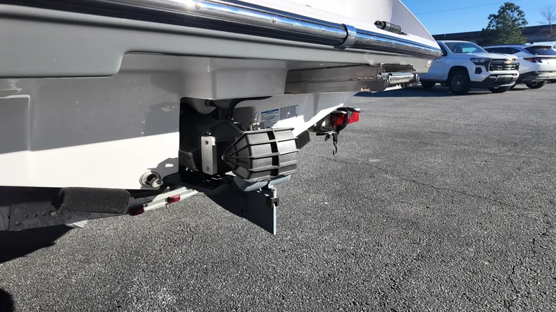 Slide: The Image of Yamaha 190FSH SPORT 2025 - 3