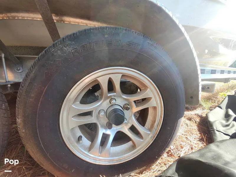 Slide: The Image of Sea Hunt Ultra 229 2021 - 16008165