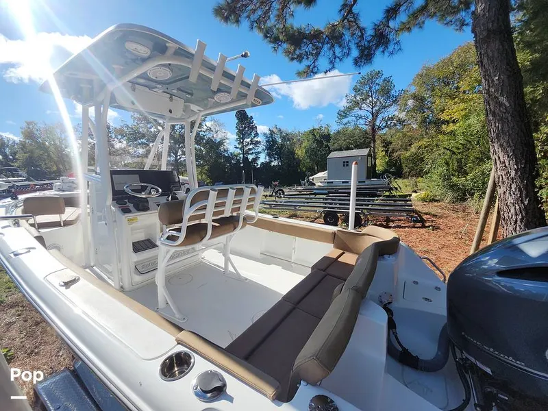 Slide: The Image of Sea Hunt Ultra 229 2021 - 16008077