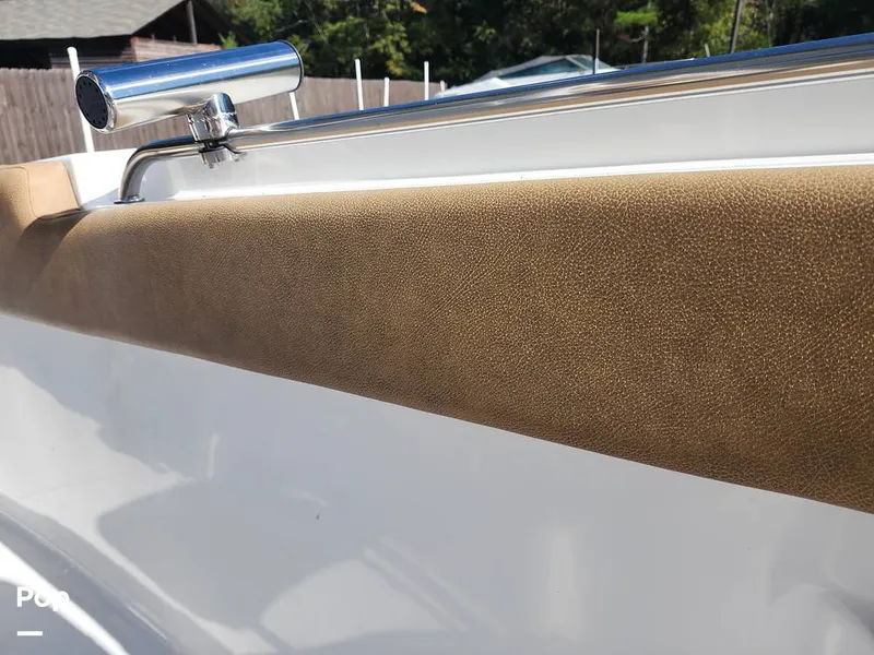 Slide: The Image of Sea Hunt Ultra 229 2021 - 16008095