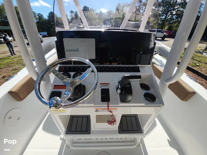 Slide: The Image of Sea Hunt Ultra 229 2021 - 16008113