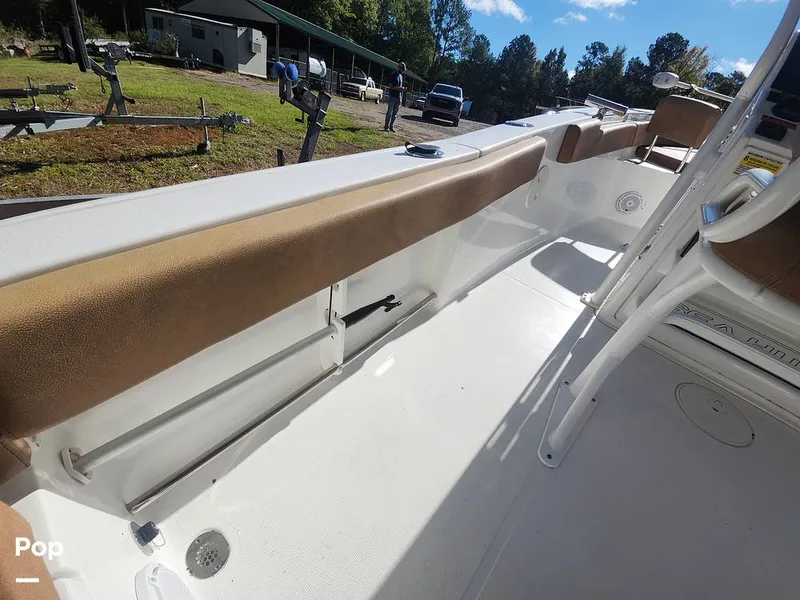 Slide: The Image of Sea Hunt Ultra 229 2021 - 16008114