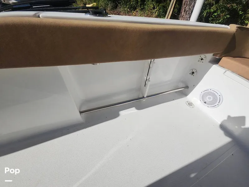 Slide: The Image of Sea Hunt Ultra 229 2021 - 16008129