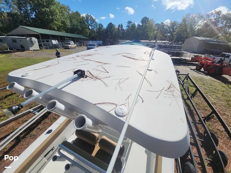 Slide: The Image of Sea Hunt Ultra 229 2021 - 16008135