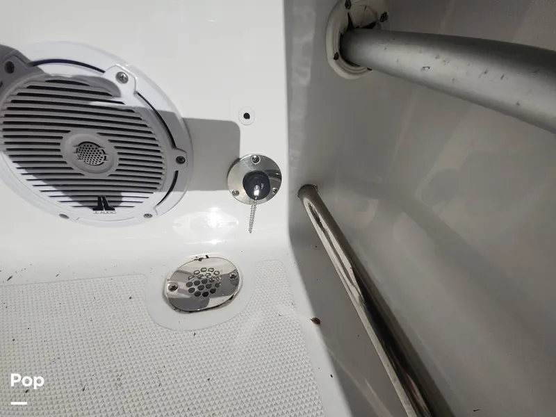 Slide: The Image of Sea Hunt Ultra 229 2021 - 16008137