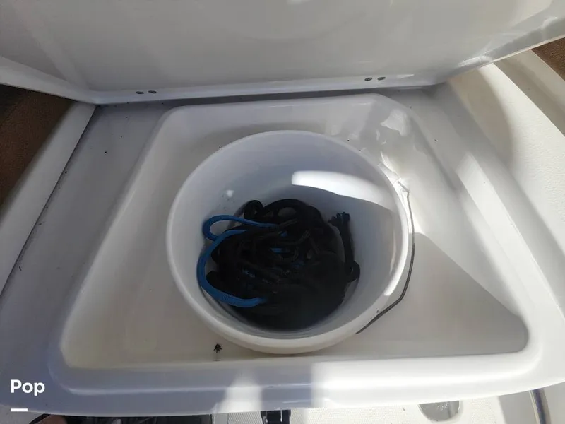 Slide: The Image of Sea Hunt Ultra 229 2021 - 16008139