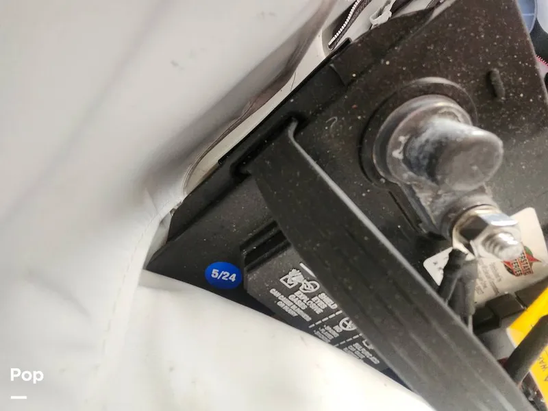 Slide: The Image of Sea Hunt Ultra 229 2021 - 16008146