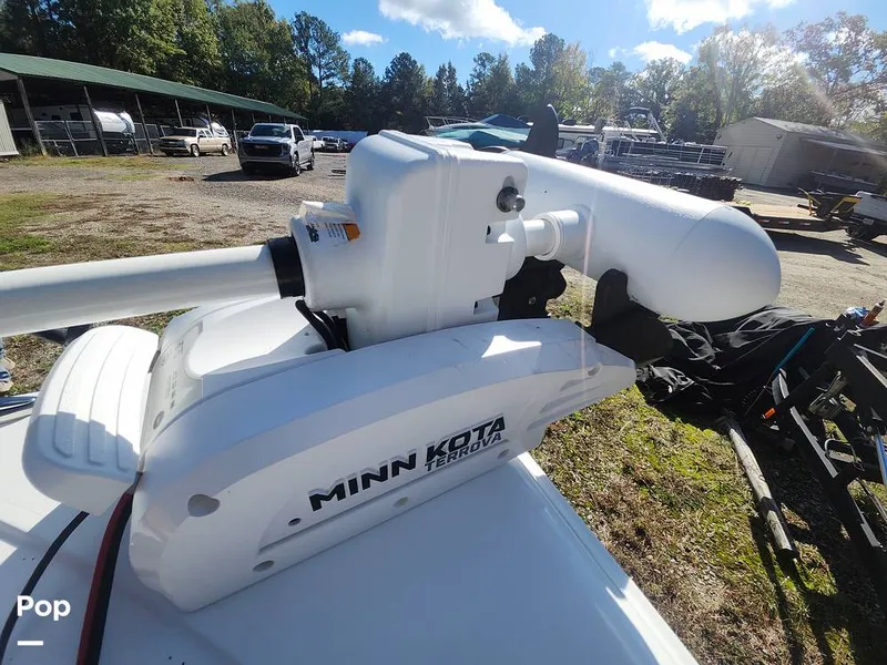 Slide: The Image of Sea Hunt Ultra 229 2021 - 16008152