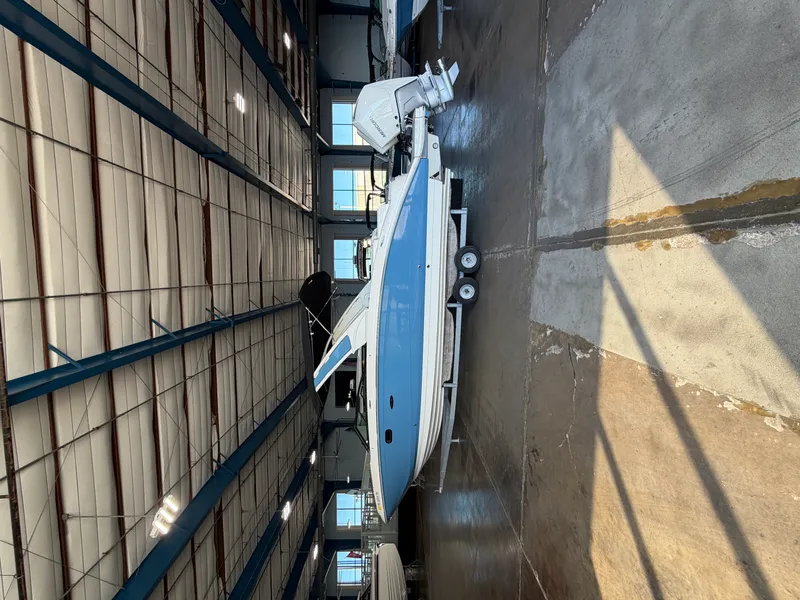 Slide: The Image of Sea Ray 290 SD-OB 2024 - 2