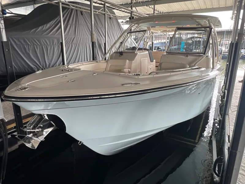 Slide: The Image of Grady-White 307 FREEDOM 2025 - 29