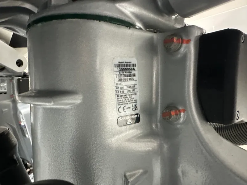 Slide: The Image of Boston Whaler 280 Dauntless 2026 - 114