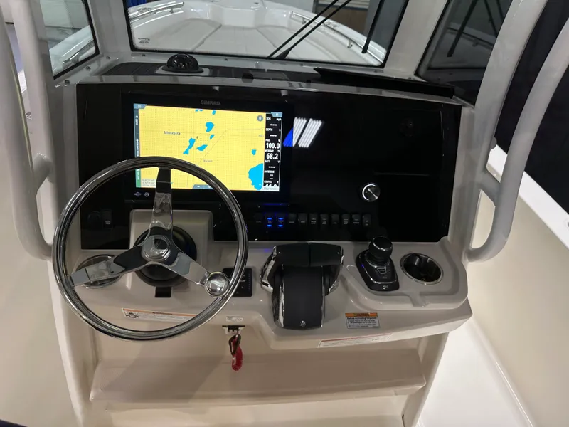 Slide: The Image of Boston Whaler 280 Dauntless 2026 - 51