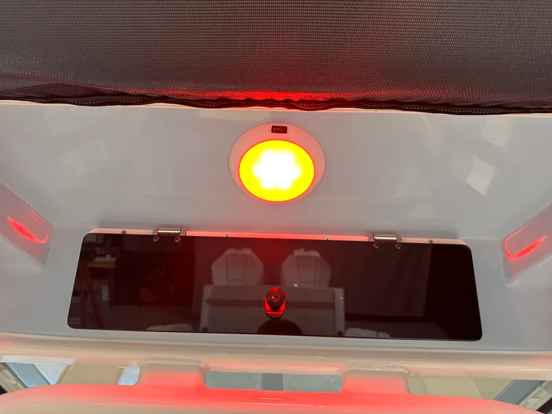 Slide: The Image of Boston Whaler 280 Dauntless 2026 - 62