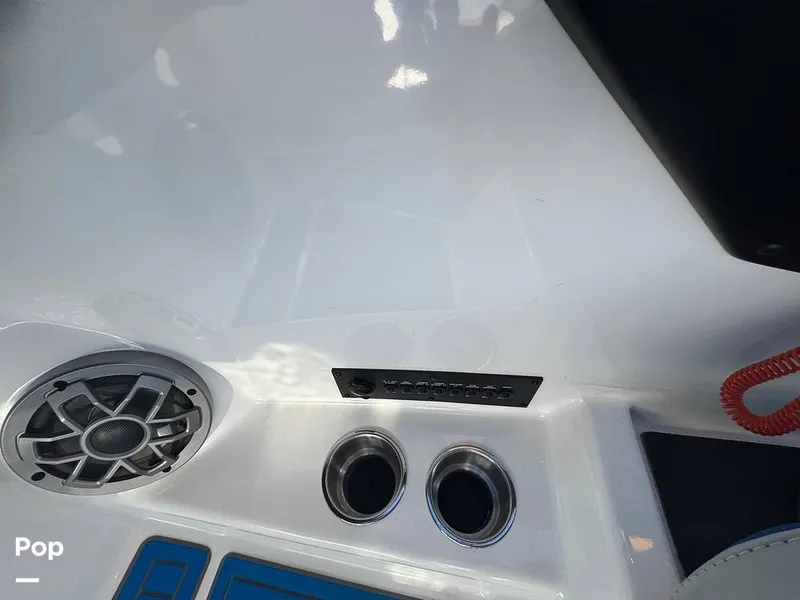 Slide: The Image of Axis A24 2021 - 15977381