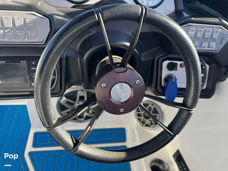 Slide: The Image of Axis A24 2021 - 15977386