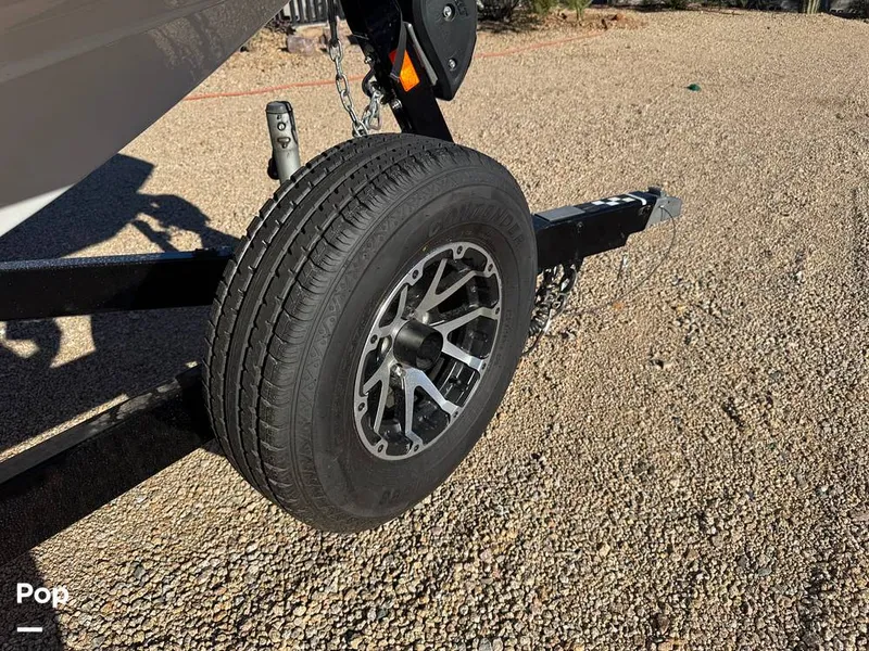 Slide: The Image of Axis A24 2021 - 15977430