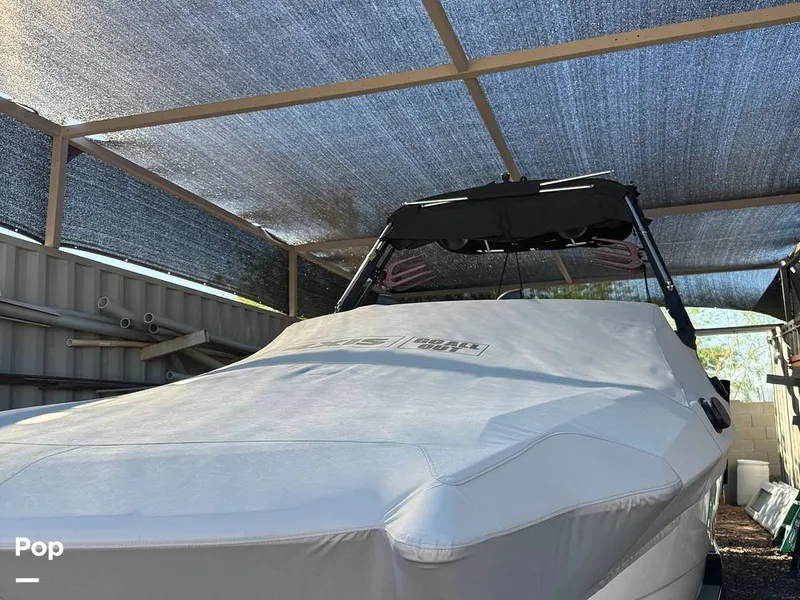 Slide: The Image of Axis A24 2021 - 15982834