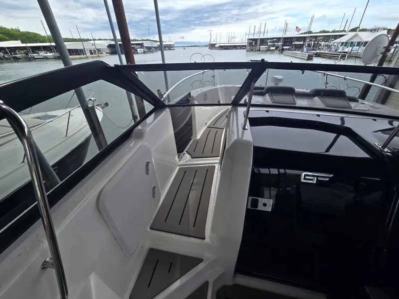Slide: The Image of granfort 300GTS 2025 - 16