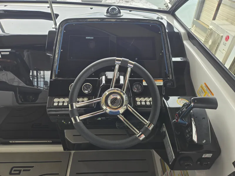 Slide: The Image of granfort 300GTS 2025 - 15