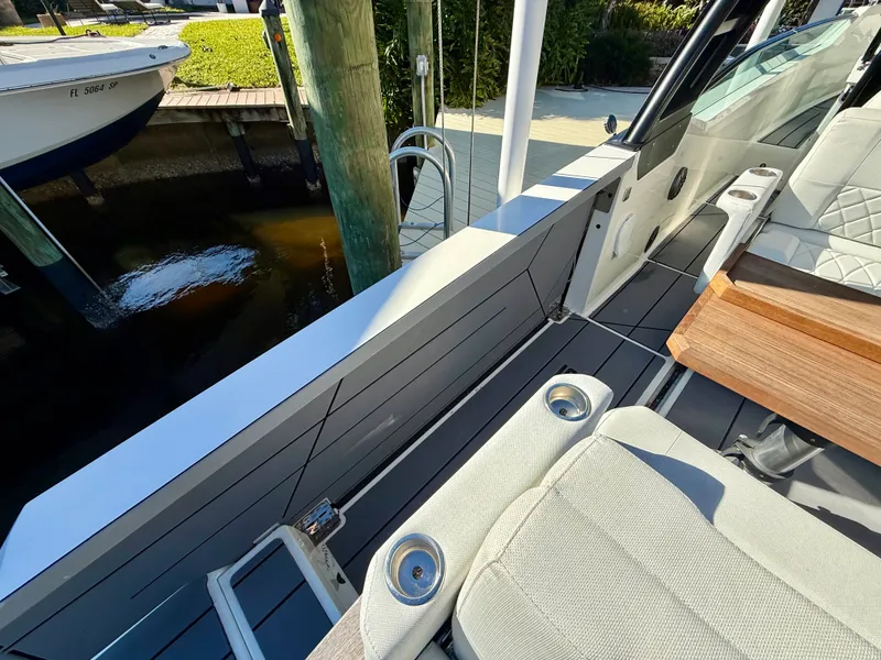 Slide: The Image of Saxdor 320 GTO 2024 - 18