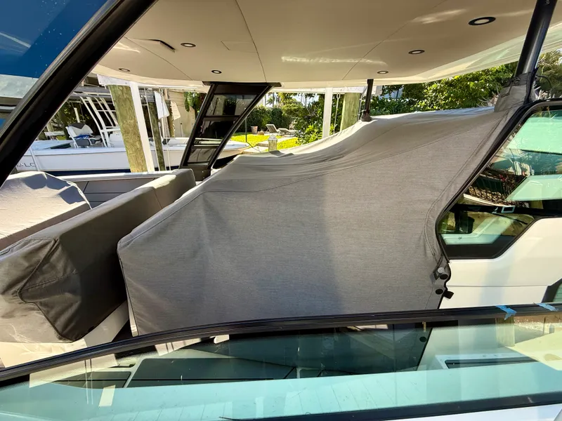 Slide: The Image of Saxdor 320 GTO 2024 - 8