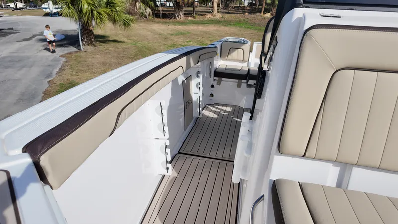 Slide: The Image of Yamaha 255FSH SP E 2026 - 15