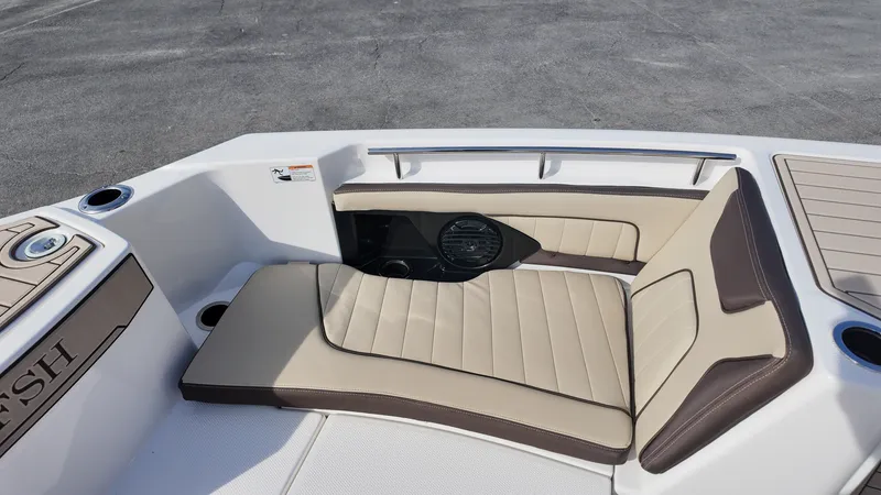 Slide: The Image of Yamaha 255FSH SP E 2026 - 23