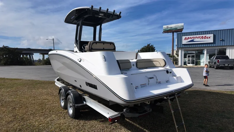 Slide: The Image of Yamaha 255FSH SP E 2026 - 3