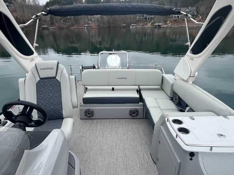 Slide: The Image of Harris 250 GM 2025 - 12