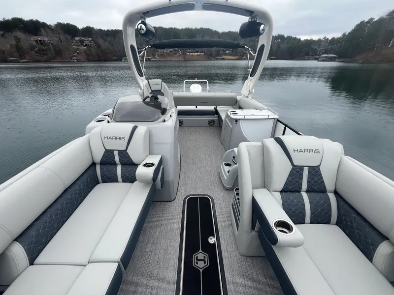 Slide: The Image of Harris 250 GM 2025 - 30