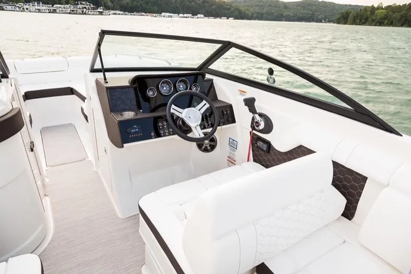 Slide: The Image of Sea Ray SDX 270 Outboard 2024 - 4