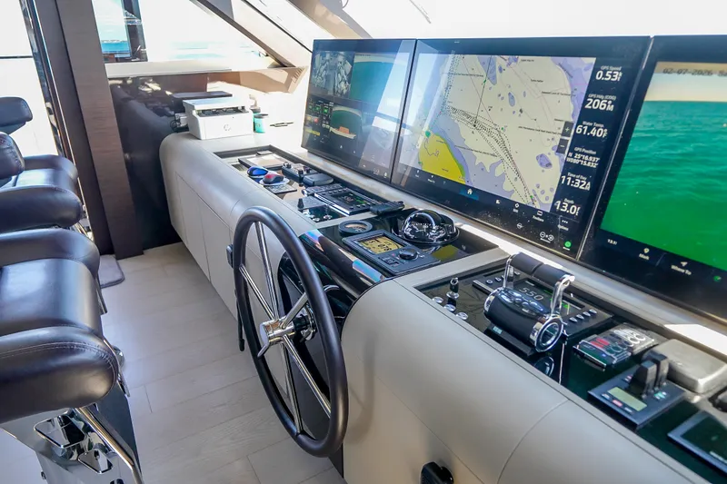 Slide: The Image of Ocean Alexander 37 L 2022 - 72